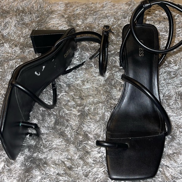 Women's GUESS Women's Aubrea Dress Sandals Black size 11 - Picture 6 of 9